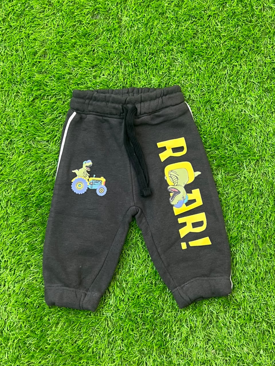 Giggles for Kids Kids Dark Charcoal Dinosaur Fleece Trousers (Ages 0–6 Years)