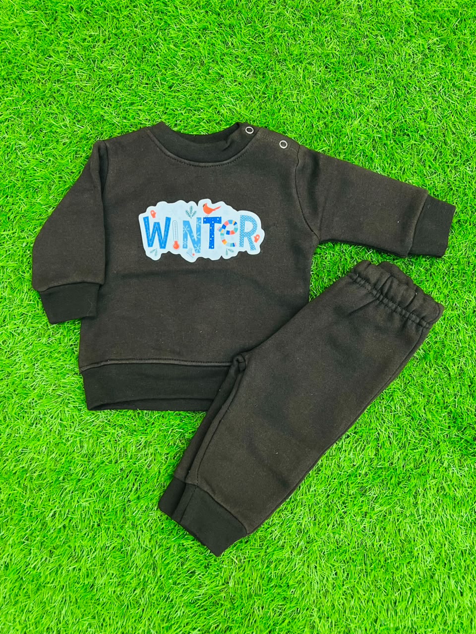 Baby Winter Graphic Sweatshirt & Jogger Tracksuit Set – Cozy Black Fleece Warmwear